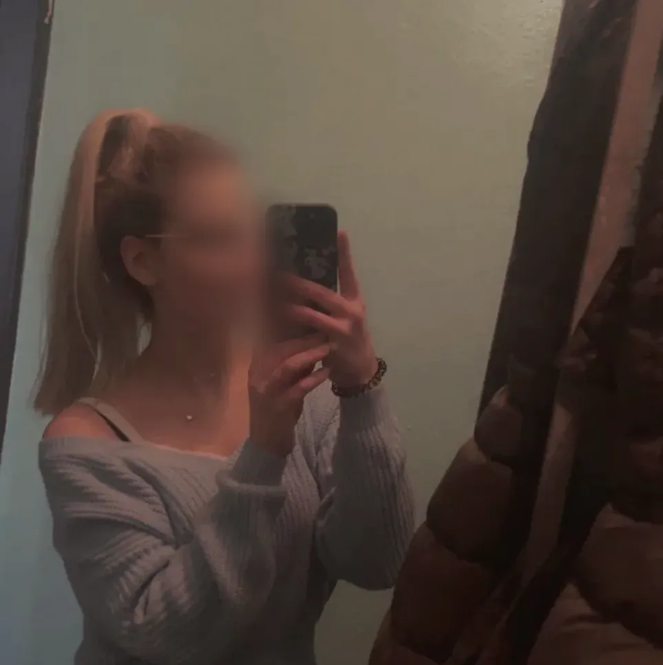 Lea, 26