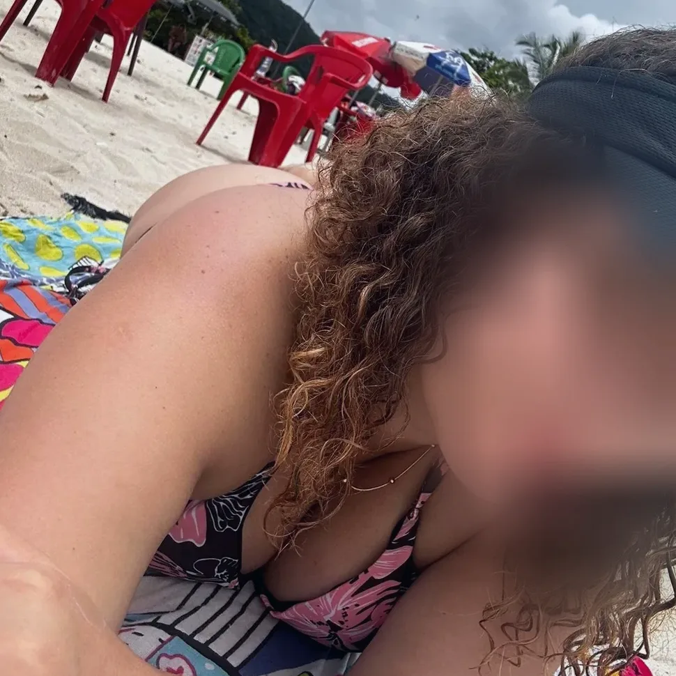 Sophie, 35