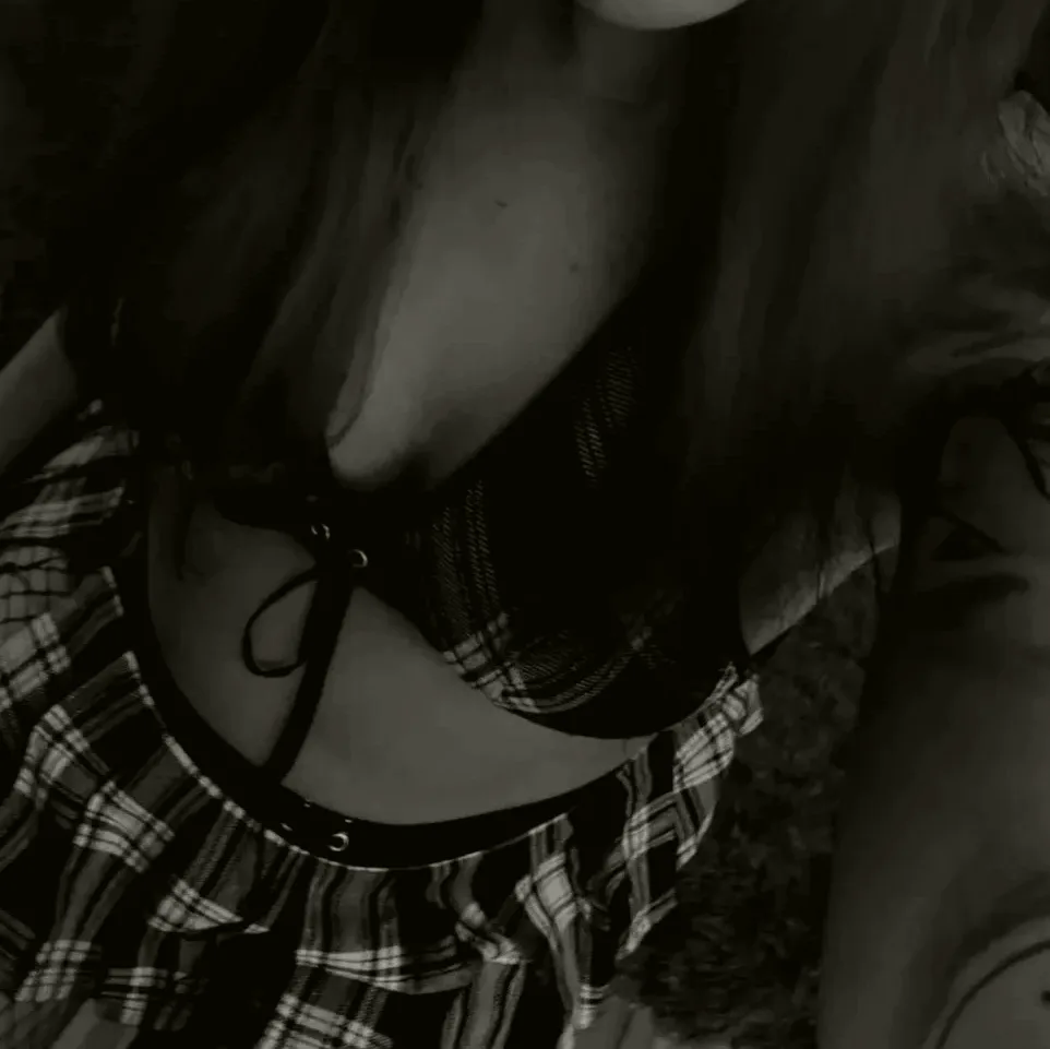 Tanja, 34